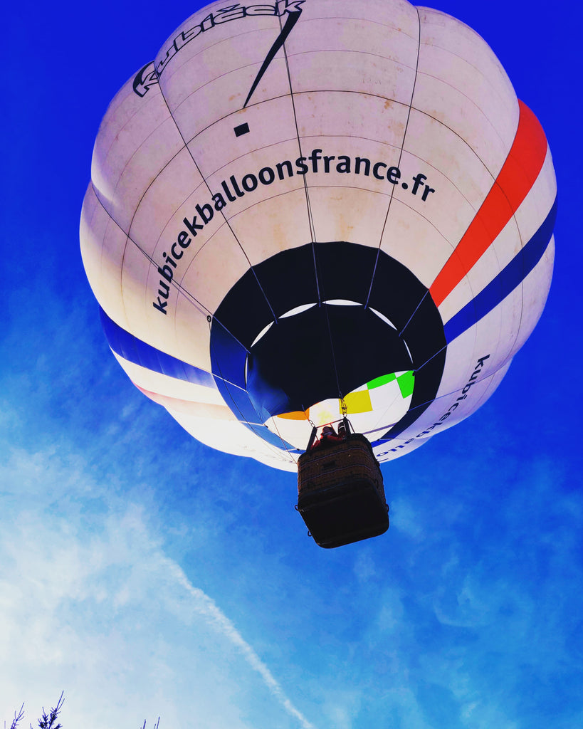 Vol en montgolfière en nacelle privatisée en Auvergne
